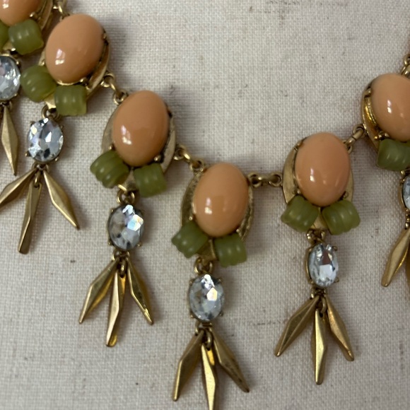 NWT J.Crew Vintage Stone and Crystal Statement Necklace - Picture 3 of 6